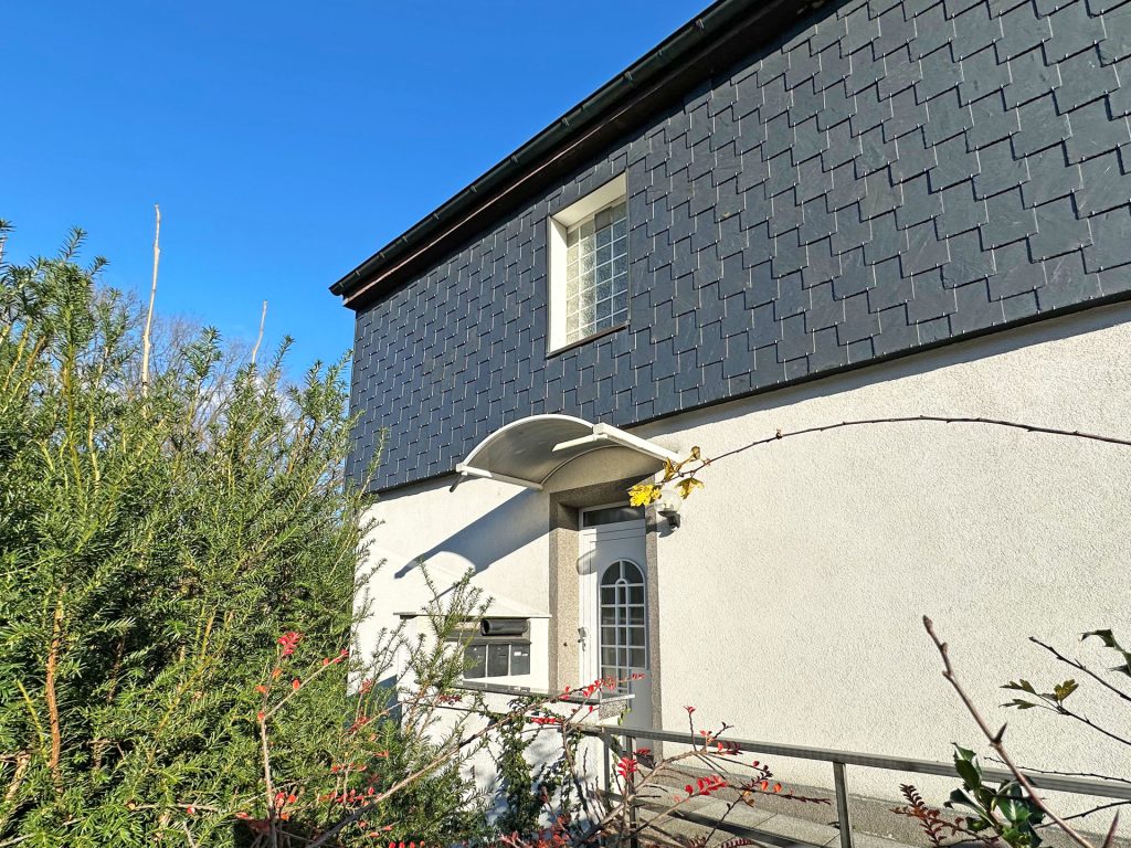Immobilienangebot - Bochum - Alle - Seltene Gelegenheit 
Dreifamilienhaus auf prachtvollem Grund
in Oberdahlhausen