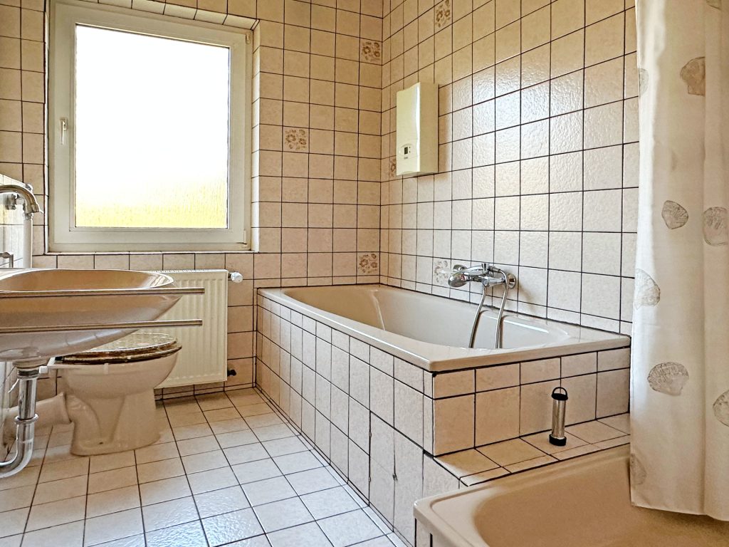 Immobilienangebot - Bochum - Alle - Seltene Gelegenheit 
Dreifamilienhaus auf prachtvollem Grund
in Oberdahlhausen