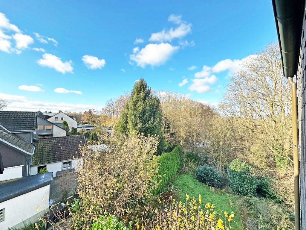 Immobilienangebot - Bochum - Alle - Seltene Gelegenheit 
Dreifamilienhaus auf prachtvollem Grund
in Oberdahlhausen