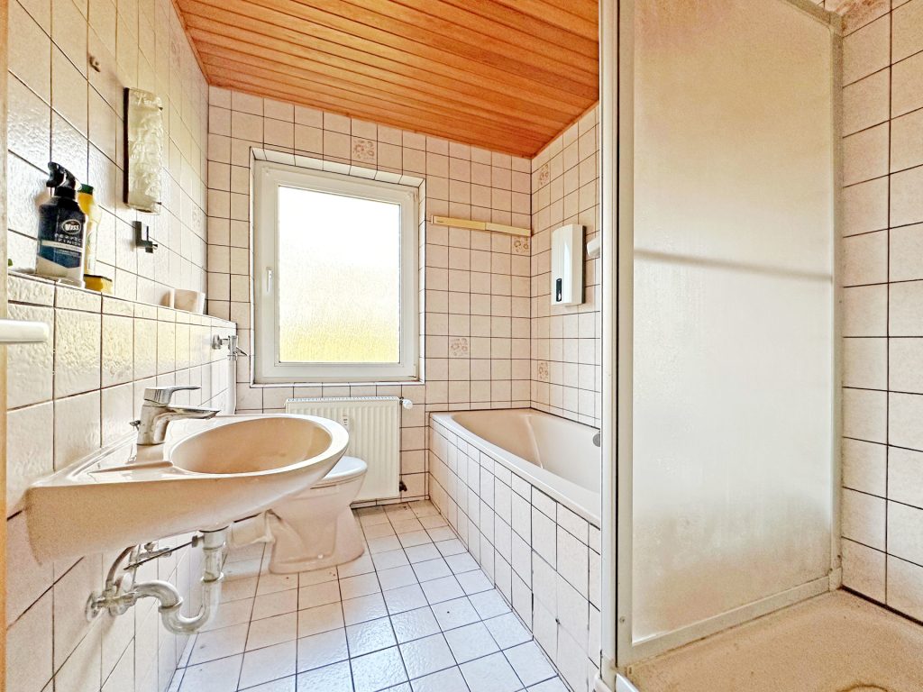 Immobilienangebot - Bochum - Alle - Seltene Gelegenheit 
Dreifamilienhaus auf prachtvollem Grund
in Oberdahlhausen