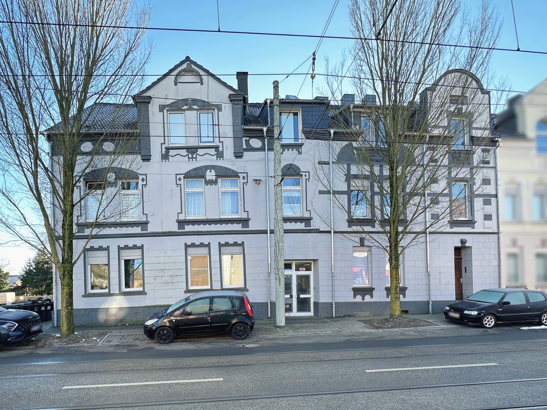 Immobilienangebot - Bochum - Alle - 9 Wohnungen: 2 Mehrfamilienhäuser - Investmentpaket in Linden
