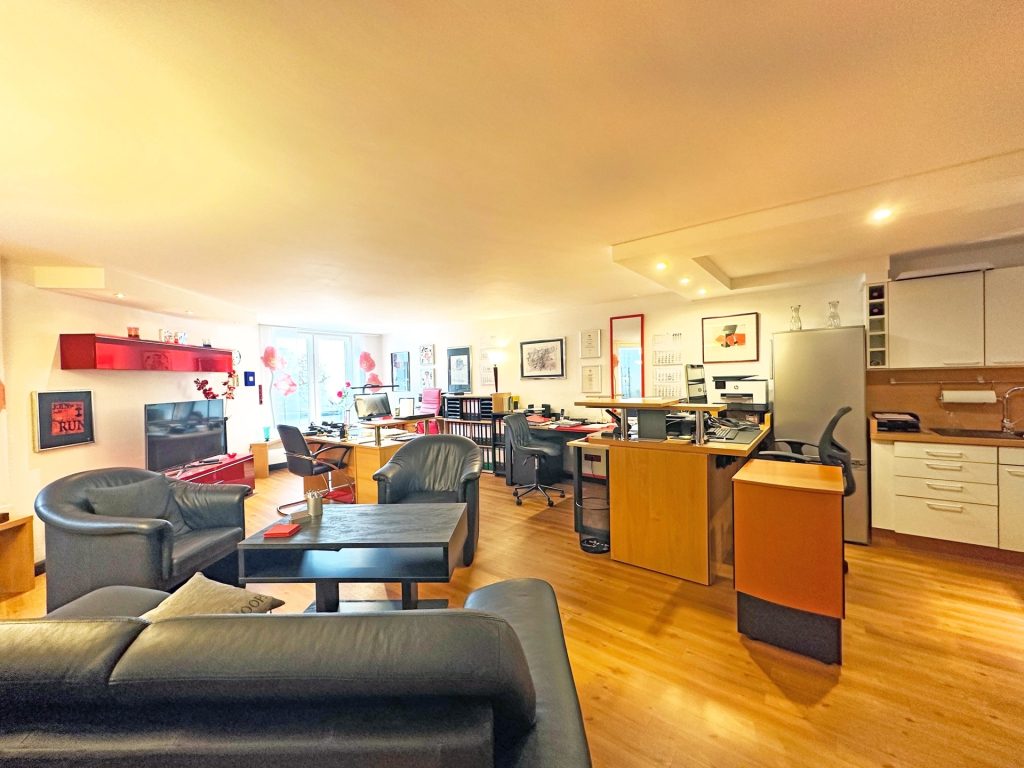 Immobilienangebot - Bochum / Altenbochum - Alle - Prestigeobjekt in begehrter Lage 
von Altenbochum