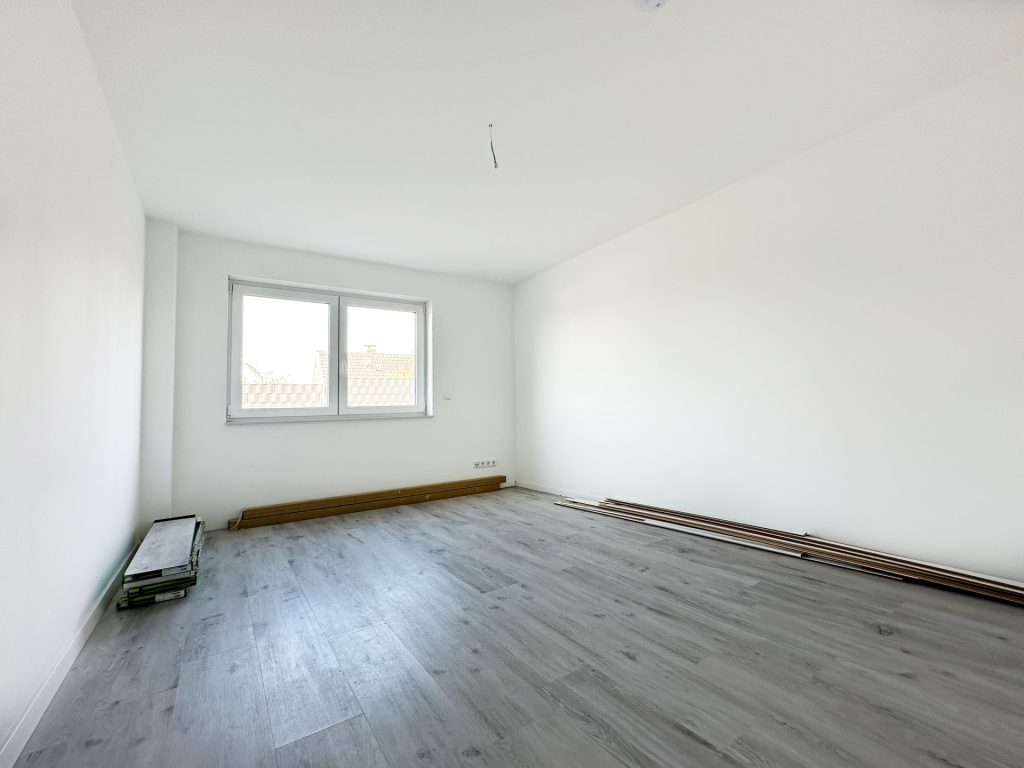 Immobilienangebot - Bochum - Alle - Junges Einfamilienhaus mit Einliegerwohnung
in Stiepel