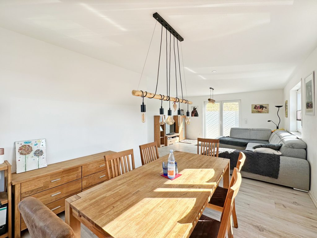 Immobilienangebot - Bochum - Alle - Junges Einfamilienhaus mit Einliegerwohnung
in Stiepel