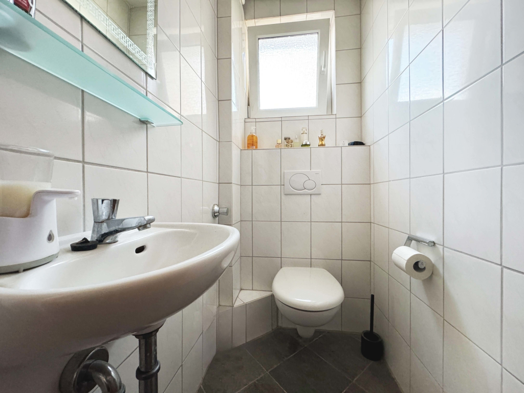 Immobilienangebot - Bochum - Alle - Attraktives Wohn- und Geschäftshaus in zentraler Lage – Top Investitionsmöglichkeit!