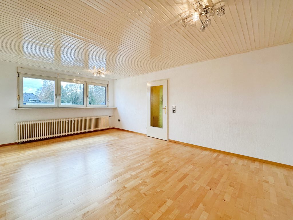 Immobilienangebot - Bochum - Alle - Gemütliche Dachgeschosswohnung 
in Eppendorf