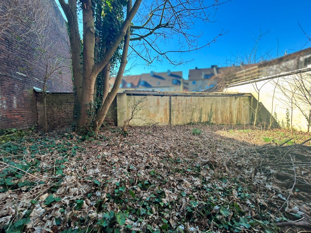 Immobilienangebot - Bochum - Alle - Wohn- und Geschäftshaus
in Wattenscheid