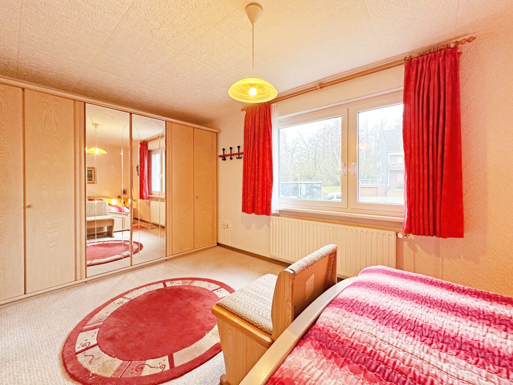 Immobilienangebot - Bochum - Alle - Reihenhaus-Glück mit TOP Energiewerten
in Stiepel