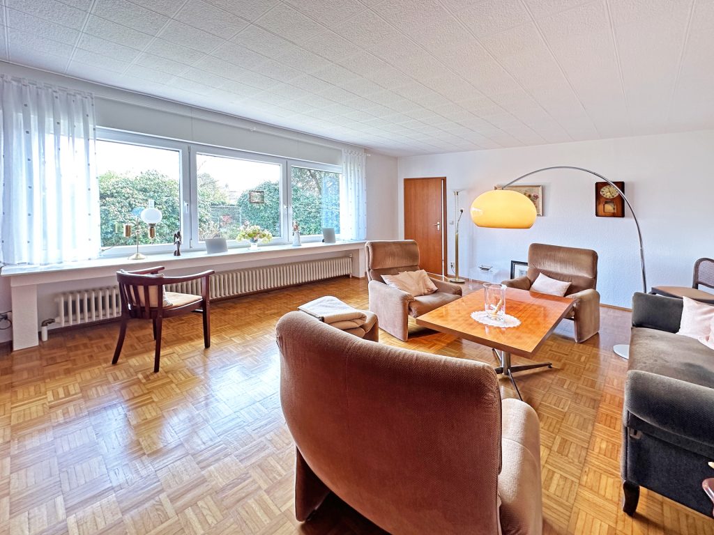 Immobilienangebot - Bochum - Alle - Zweifamilienhaus im Grünen
in Eppendorf