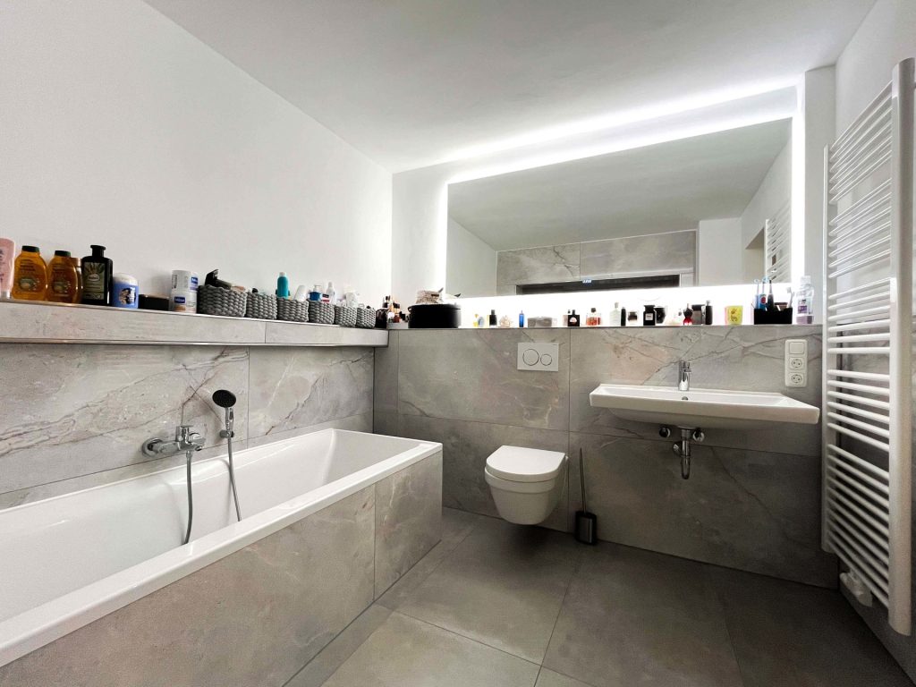 Immobilienangebot - Bochum - Alle - Nur noch fertigstellen!
Wohlfühloase für Selbstnutzer in Hamme