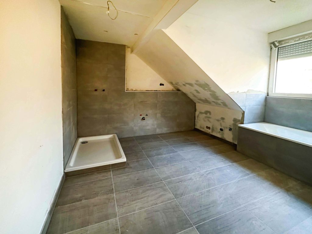 Immobilienangebot - Bochum - Alle - Nur noch fertigstellen!
Wohlfühloase für Selbstnutzer in Hamme