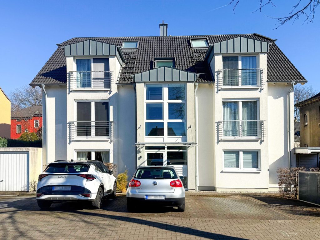 Immobilienangebot - Bochum - Alle - Wohnung mit Hausgefühl und Garten 
in Gerthe