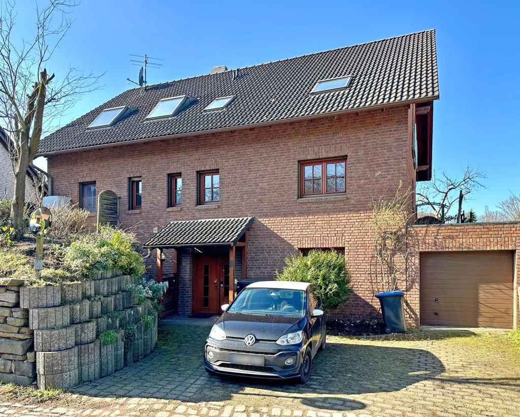 Immobilienangebot - Witten - Alle - Freistehendes Haus mit Wohlfühlfaktor
in Witten (Rüdinghausen)