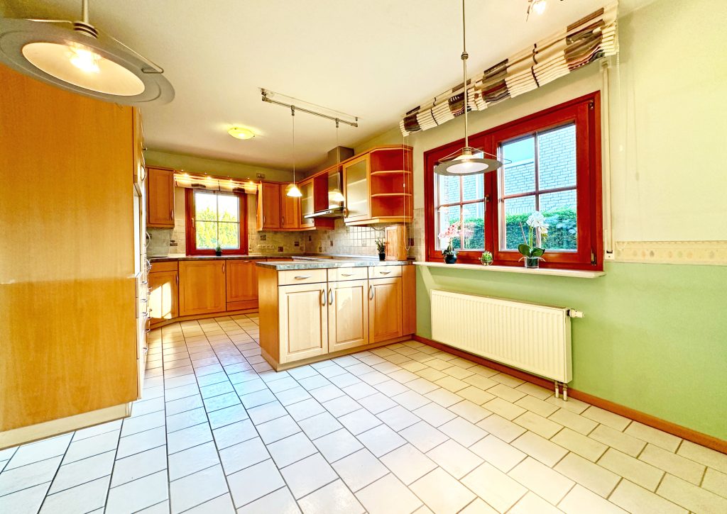 Immobilienangebot - Witten - Alle - Freistehendes Haus mit Wohlfühlfaktor
in Witten (Rüdinghausen)