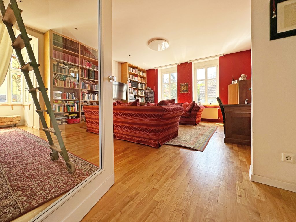 Immobilienangebot - Bochum - Alle - Residenz, Tätigkeitsstätte & Kapitalanlage
Unikat in Linden-Dahlhausen