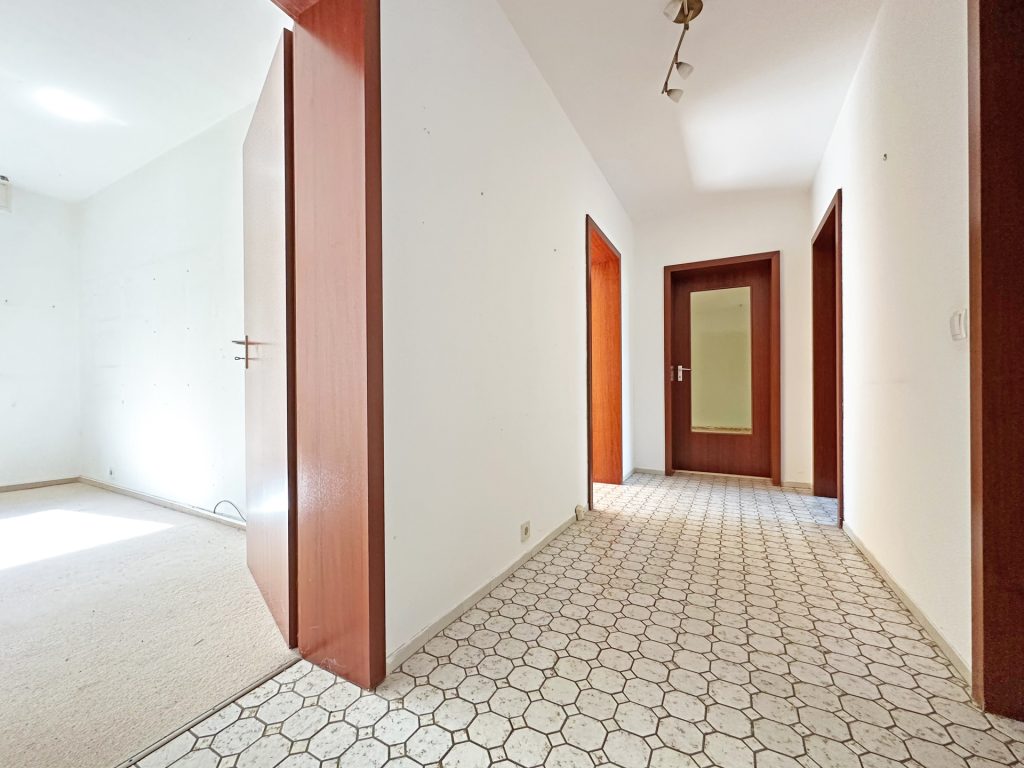 Immobilienangebot - Bochum - Alle - Erdgeschosswohnung - Bereit für frischen Wind
in Langendreer