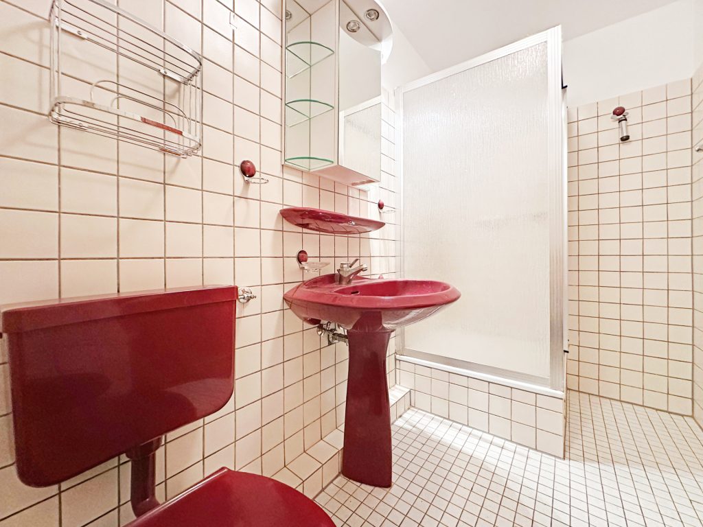 Immobilienangebot - Bochum - Alle - Erdgeschosswohnung - Bereit für frischen Wind
in Langendreer