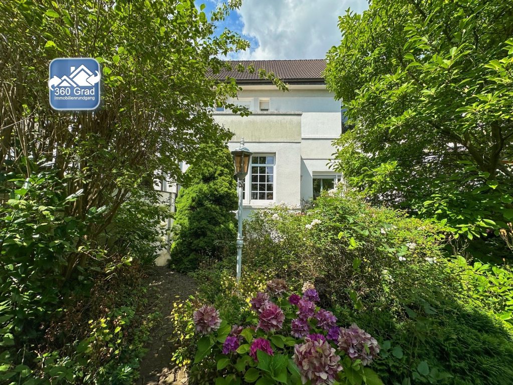 Rückansicht Immobilienangebot - Bochum - Alle - Zeitlose Eleganz
in Westenfeld