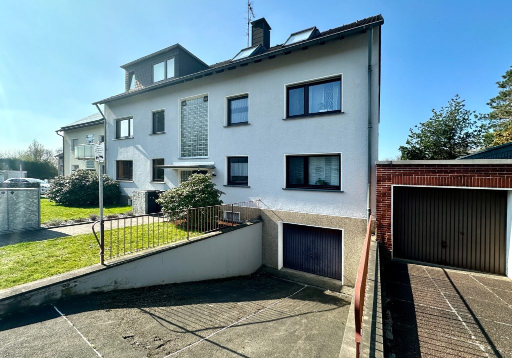 Immobilienangebot - Bochum - Alle - Geräumig Wohnen mit Garten + Garage
in Oberdahlhausen