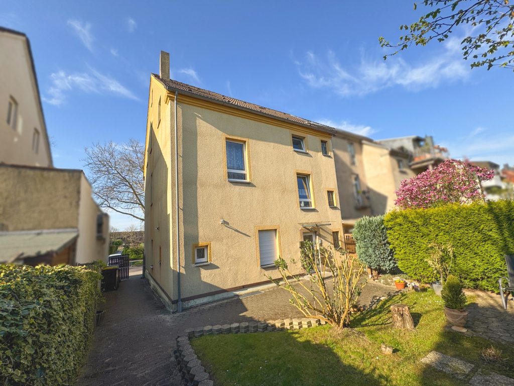 Immobilienangebot - Bochum - Alle - Investment mit Altbaucharme
in Wattenscheid
