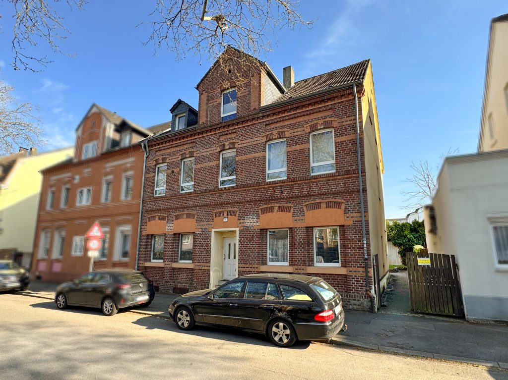 Immobilienangebot - Bochum - Alle - Investment mit Altbaucharme
in Wattenscheid