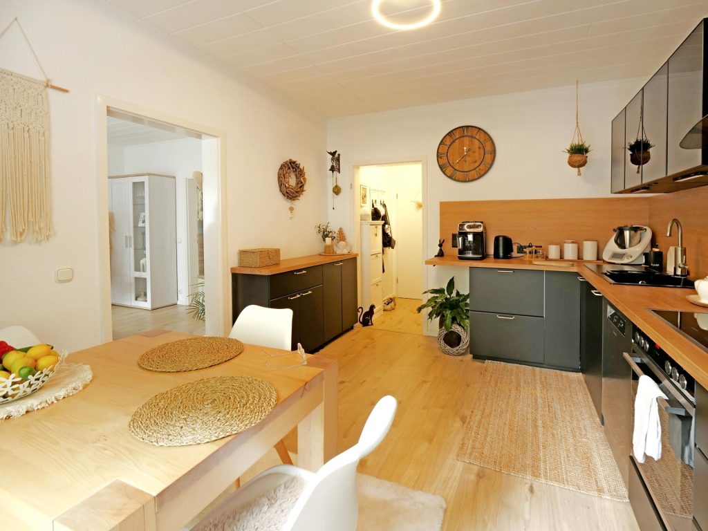 Essbereich Immobilienangebot - Bochum - Alle - Investment mit Altbaucharme
in Wattenscheid
