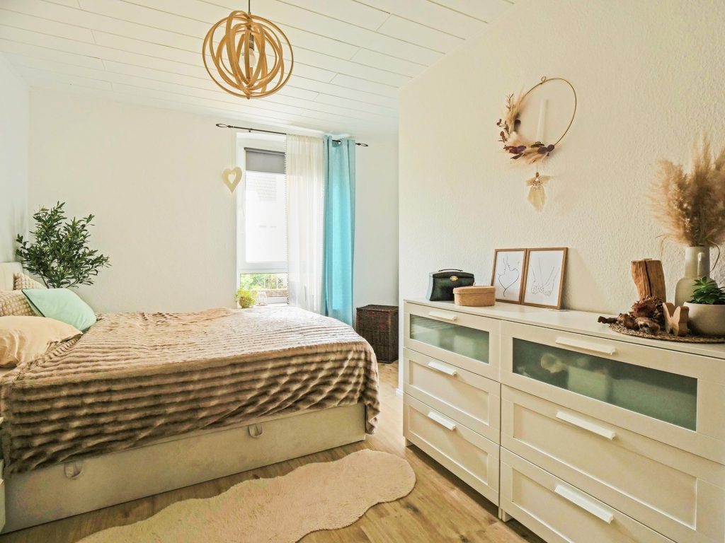 Schlafzimmer Immobilienangebot - Bochum - Alle - Investment mit Altbaucharme
in Wattenscheid