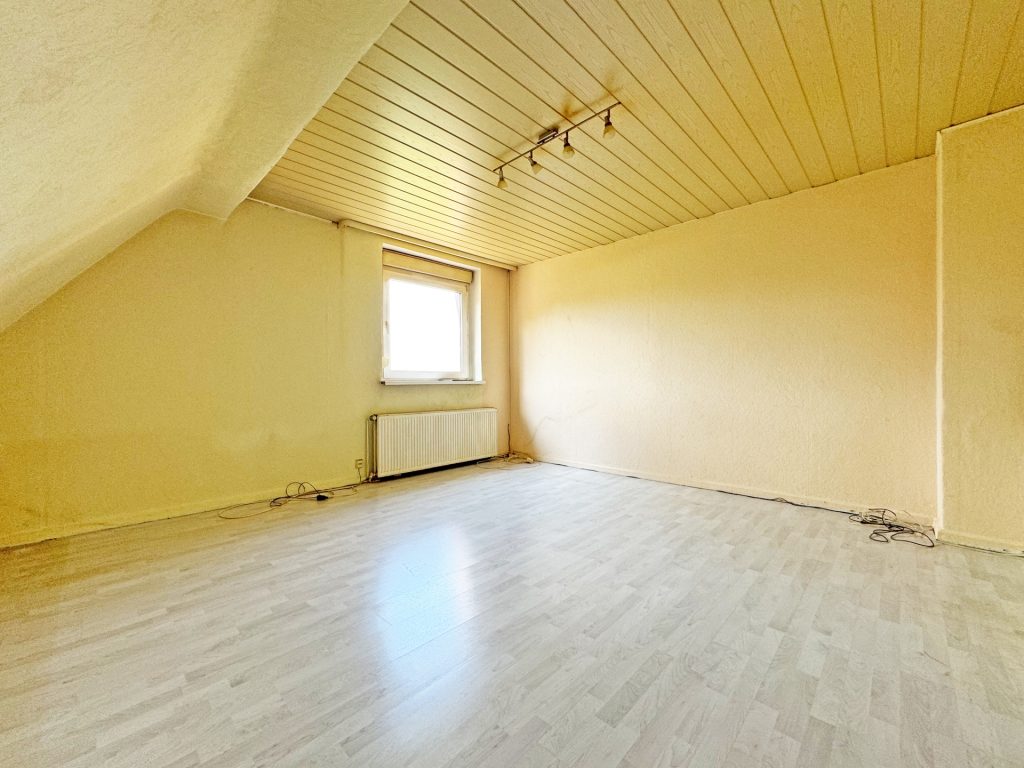 Immobilienangebot - Bochum - Alle - Zechenhaus mit sonnigem Grundstück
in Hordel