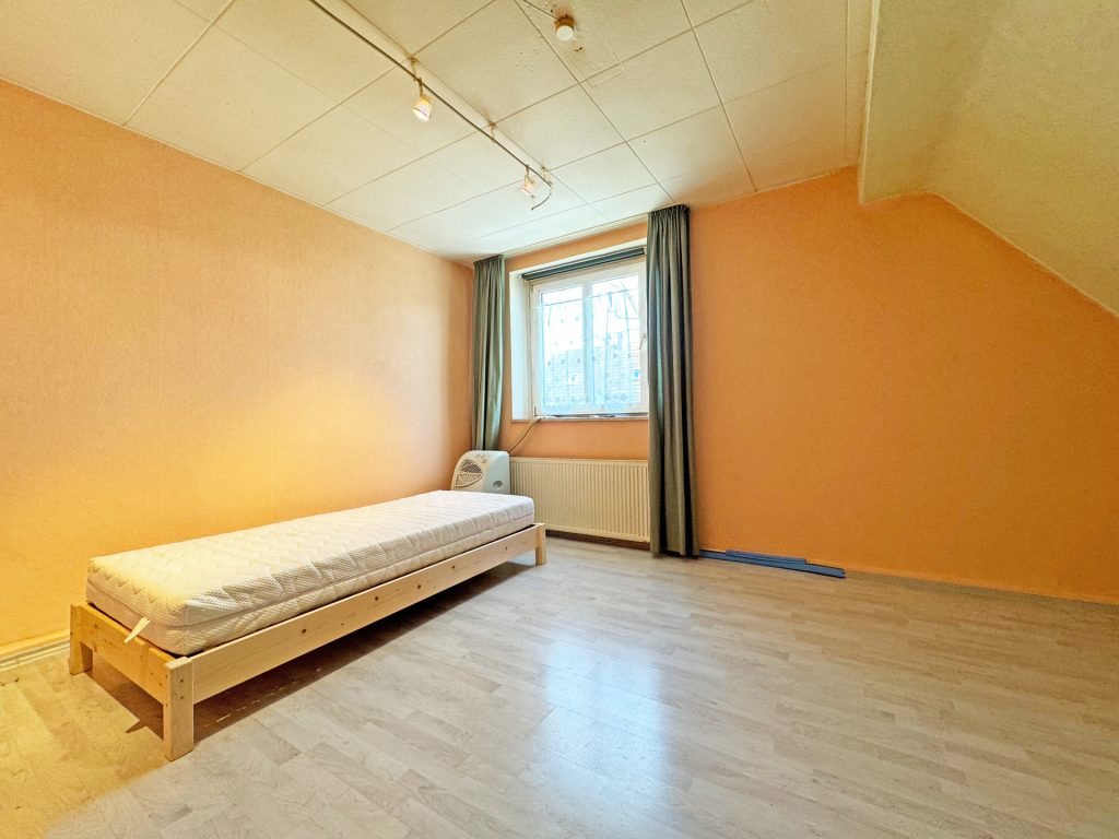 Immobilienangebot - Bochum - Alle - Zechenhaus mit sonnigem Grundstück
in Hordel