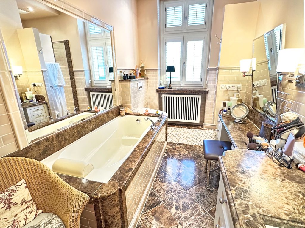 Immobilienangebot - Bochum - Alle - Perfekt bis ins Detail! Hervorragend ausgestattete ETW
in traumhafter Lage von Linden!