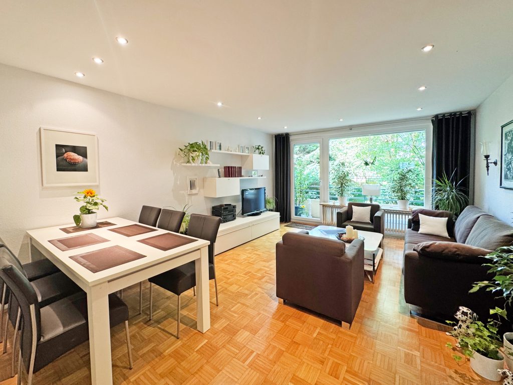 Wohnzimmer Immobilienangebot - Bochum - Alle - Vielseitige Möglichkeiten
in Wiemelhausen