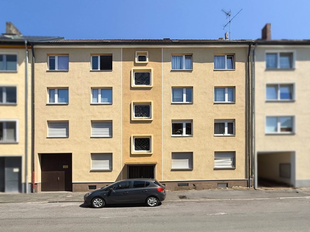Vorderansicht Immobilienangebot - Bochum - Alle - Wohnkomfort auf allen Etagen – Vollvermietetes Mehrfamilienhaus mit Garten in Bochum