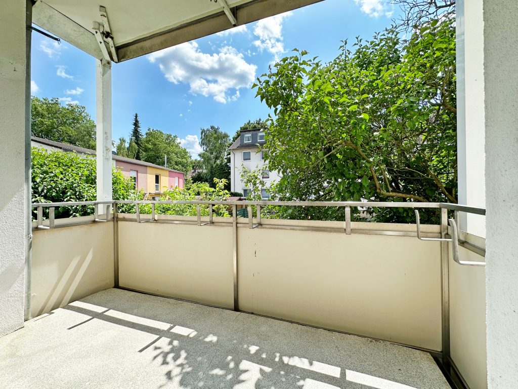 Balkon Immobilienangebot - Bochum - Alle - Allrounder: Praktische 3,5 Zimmer mit Loggia
in Langendreer