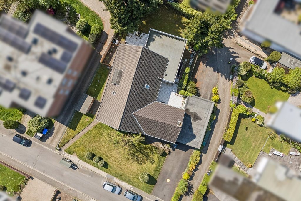 Drohnenaufnahme Immobilienangebot - Bochum / Stiepel - Alle - Bestlage trifft Potenzial mit Weitblick
Beste Zeit für neue Pläne
in Stiepel
