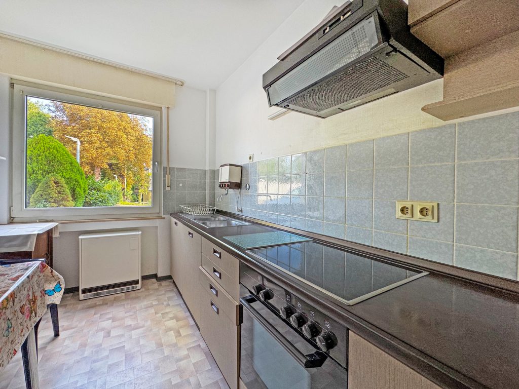 Immobilienangebot - Bochum - Alle - Erdgeschosswohnung mit Balkon 
und Stellplatz in Eppendorf
