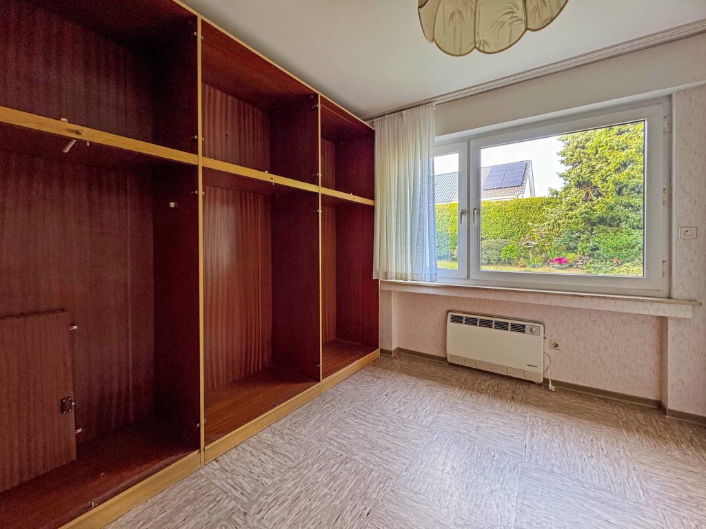 Immobilienangebot - Bochum - Alle - Erdgeschosswohnung mit Balkon 
und Stellplatz in Eppendorf