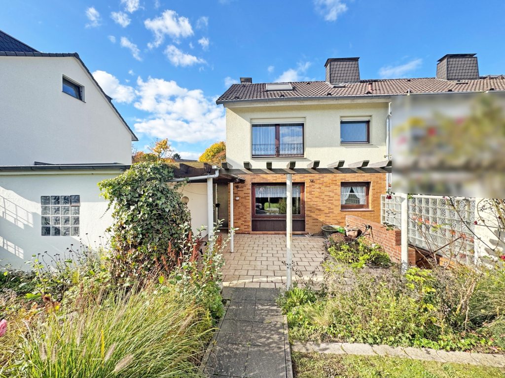 Rückansicht Immobilienangebot - Bochum - Alle - Attraktives Reihenendhaus in guter Lage
von Höntrop