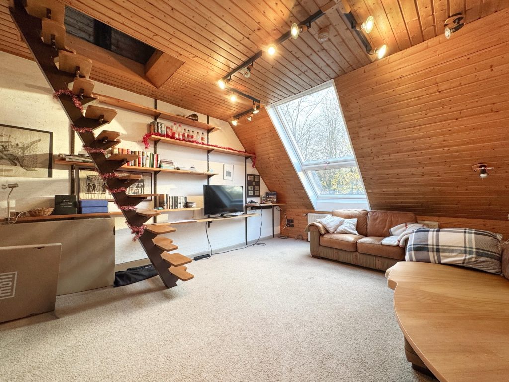Wohnzimmer Immobilienangebot - Bochum - Alle - Vielseitige Möglichkeiten
in Weitmar