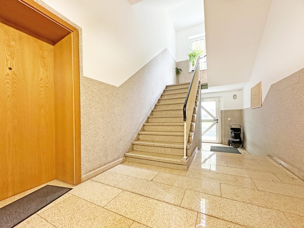 Immobilienangebot - Bochum - Alle - Schöner Wohnen: Helle Maisonette
in Hamme/Nähe Innenstadt