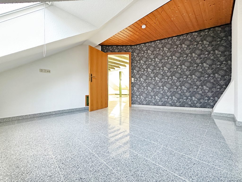 Immobilienangebot - Bochum - Alle - Schöner Wohnen: Helle Maisonette
in Hamme/Nähe Innenstadt