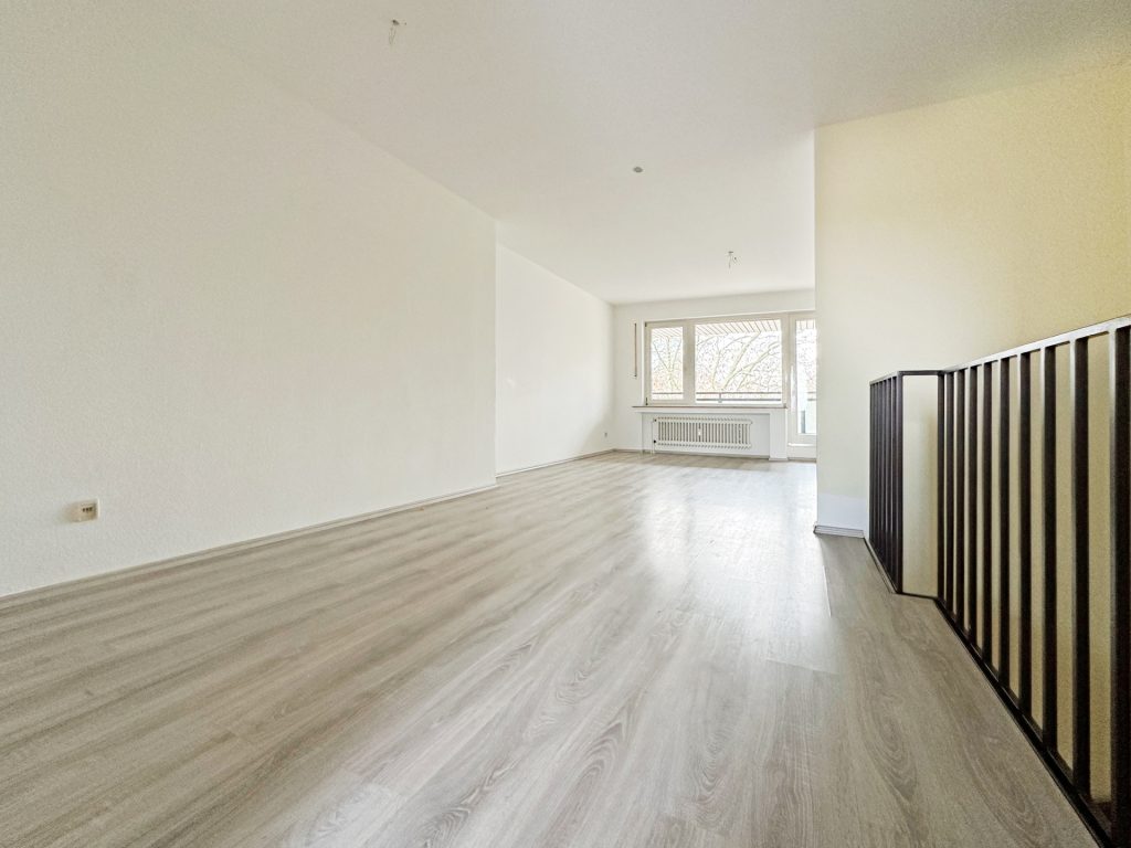 Wohn- und Essbereich Immobilienangebot - Bochum - Alle - Einladende Maisonette (+ Apartment)
im Herzen von Gerthe