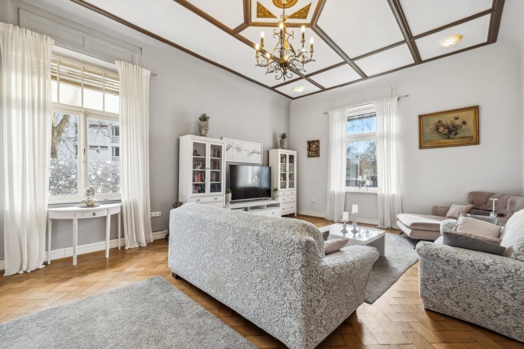 Immobilienangebot - Bochum / Westenfeld - Alle - Anlage mit Stil: Schmuckstück mit großem
Grundstück in Westenfeld