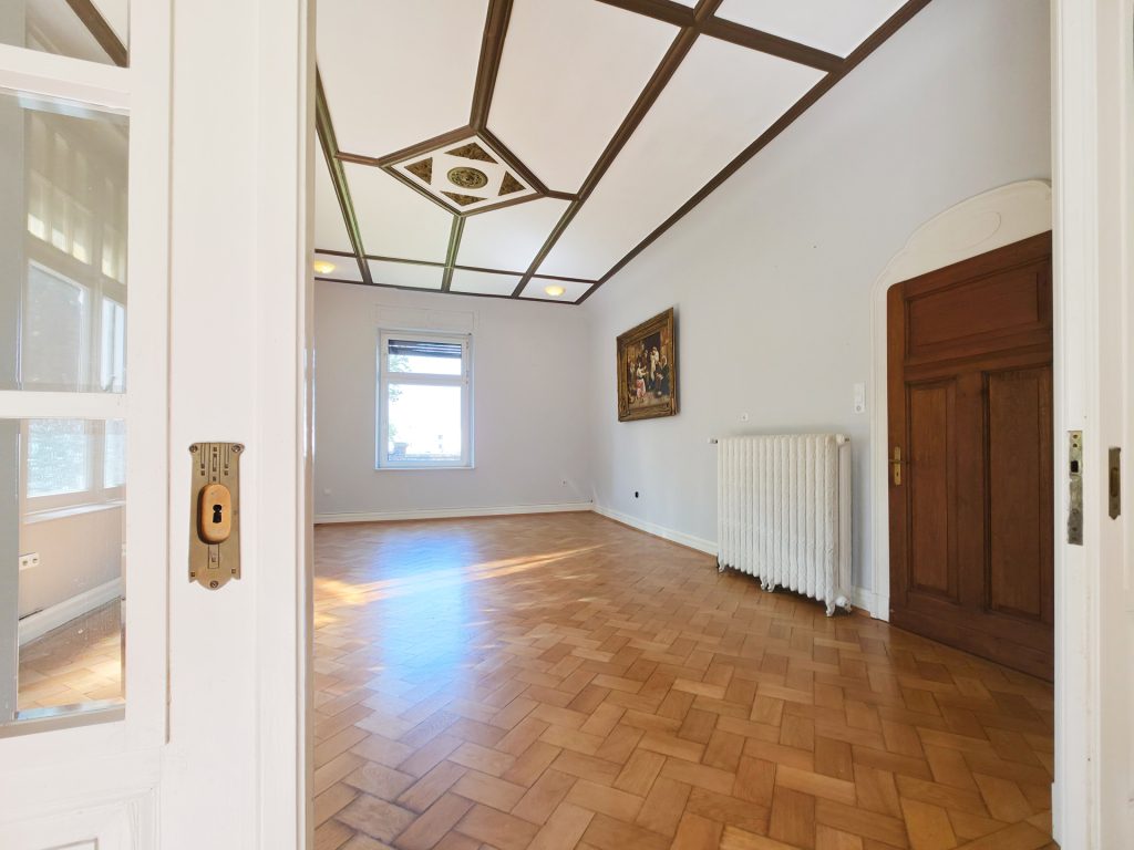 Immobilienangebot - Bochum / Westenfeld - Alle - Anlage mit Stil: Schmuckstück mit großem
Grundstück in Westenfeld