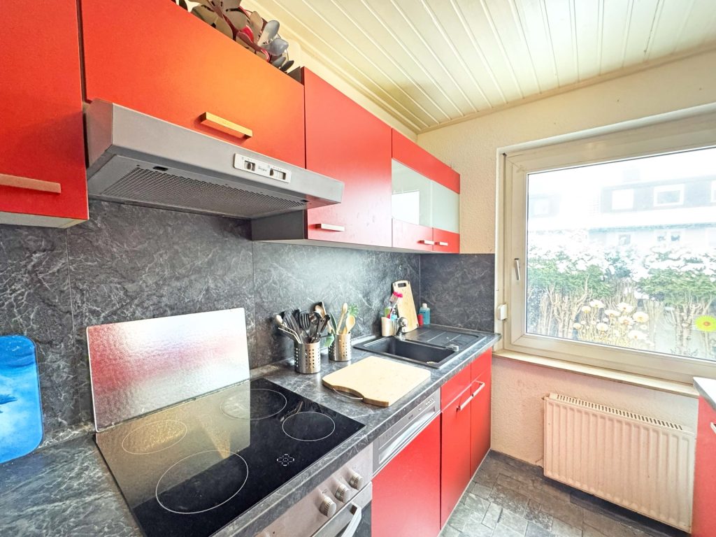 Küche Immobilienangebot - Bochum - Alle - Solide Kapitalanlage im EG mit Balkon
in ruhiger Lage von Harpen