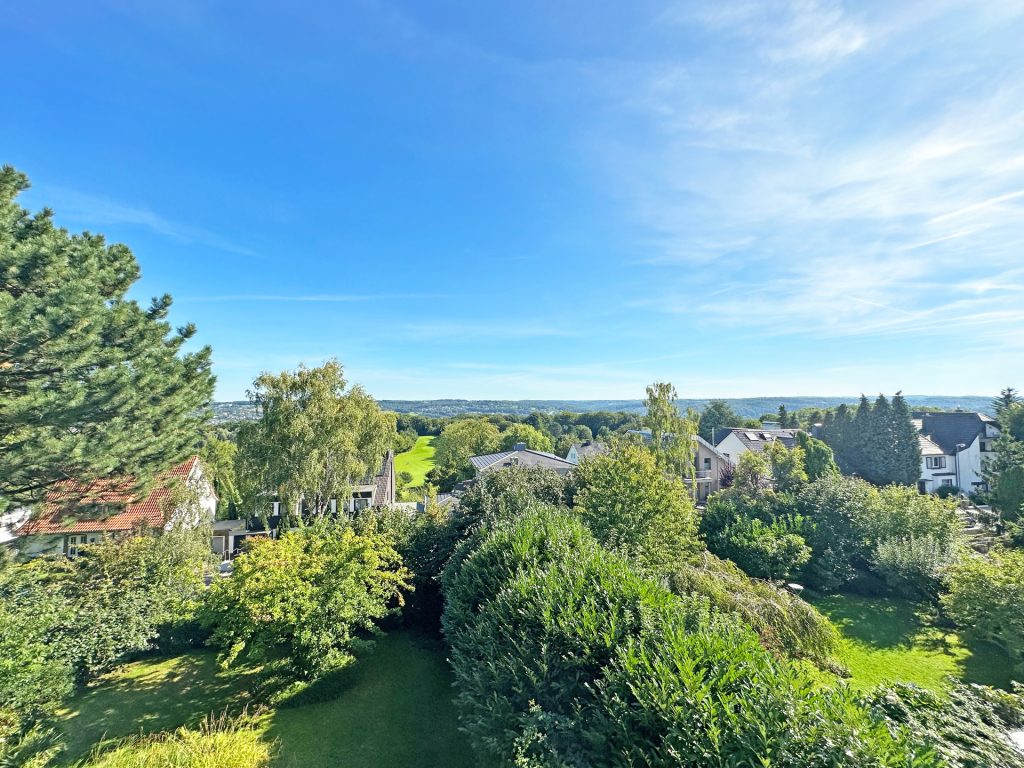Aussicht Immobilienangebot - Bochum - Alle - VERKAUFT *****Wohnkomfort mit sagenhafter Aussicht
in Stiepel