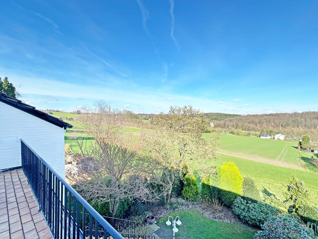 Aussicht vom Balkon Immobilienangebot - Bochum - Alle - VERKAUFT **Der Frühling kann kommen
in Stiepel