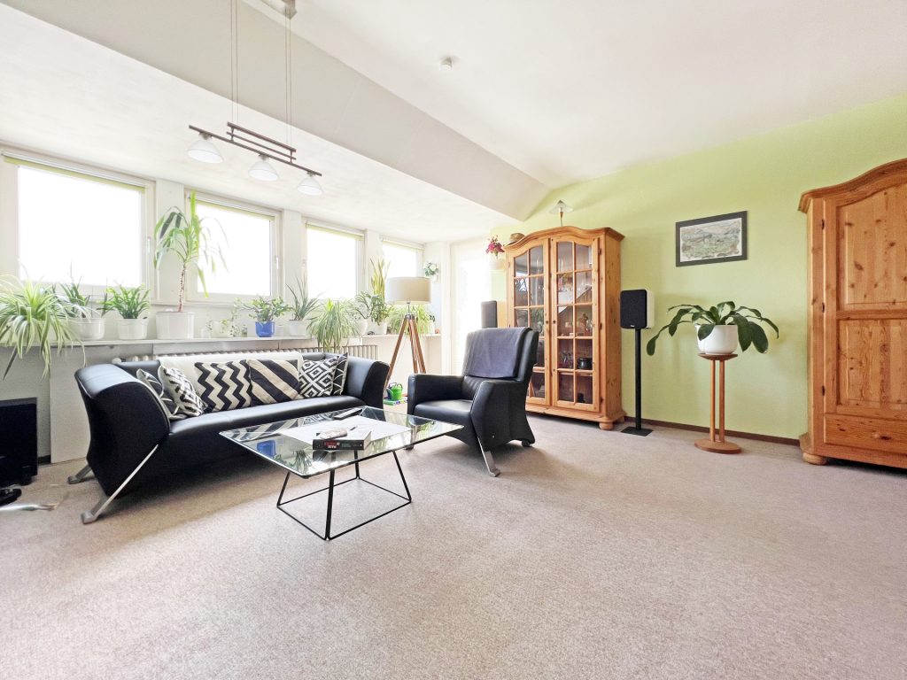Immobilienangebot - Bochum - Alle - Dachgeschosswohnung in bester Lage
von Weitmar