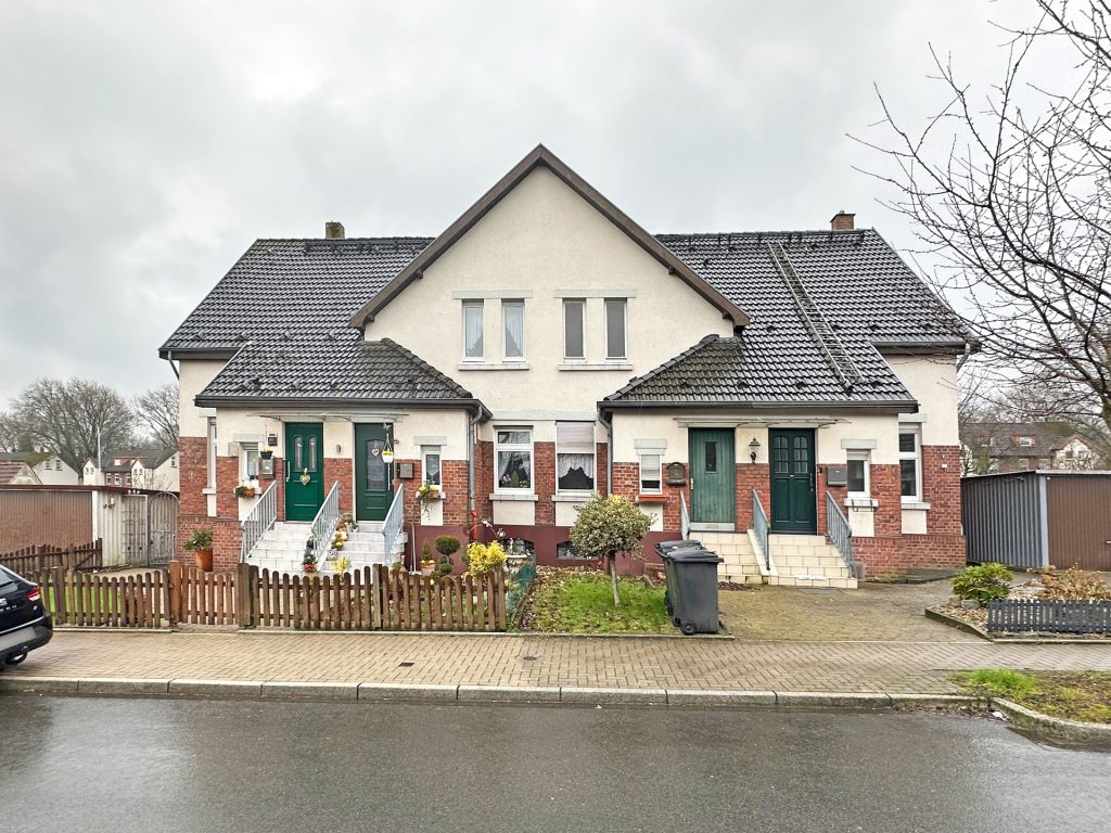 Immobilienangebot - Bochum - Alle - Machen Sie es zu Ihrem Projekt: ETW mit 
Hauscharakter in Langendreer
