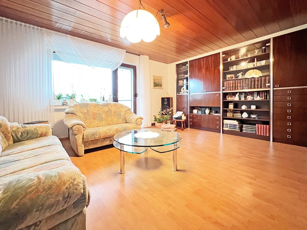 Wohnzimmer Immobilienangebot - Bochum - Alle - Attraktive 3,5-Zimmer-Wohnung im Herzen
von Westenfeld