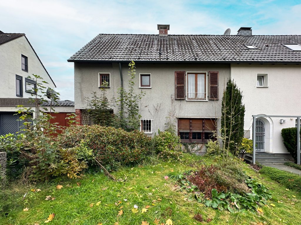 Titelbild Immobilienangebot - Bochum - Alle - Platz und Potenzial in ruhiger Lage
von Wattenscheid